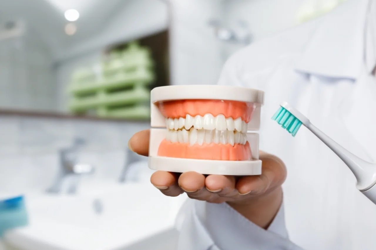 Dentist in Kingsburg CA, Dental Implants and Cosmetic Dentistry 93631|Gum Disease Treatment